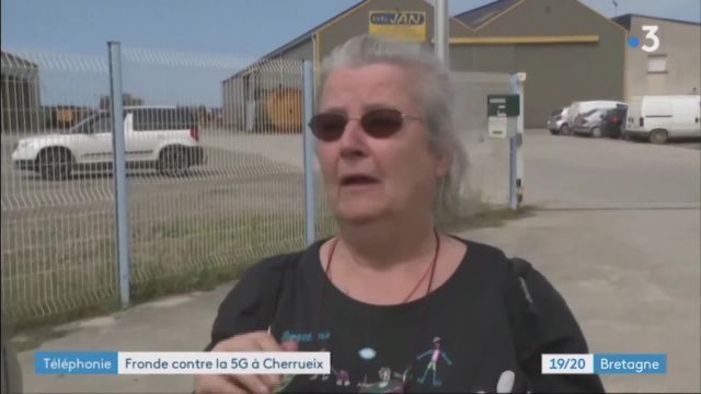 Rassemblement pour dire NON à une Antenne relais