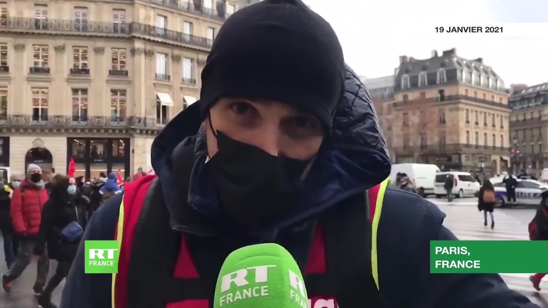 RT France , compteurs Linky jetés devant La République en Marche