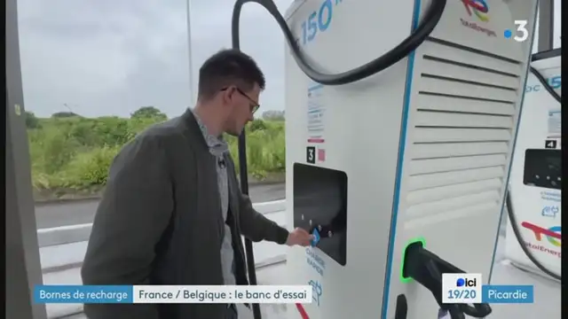 19/20 - F3 Picardie - 29-06-2024 , Borne de recharge